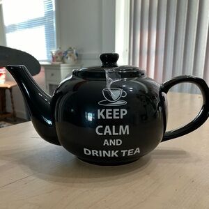 Keep Calm and Drink Tea Ceramic Teapot